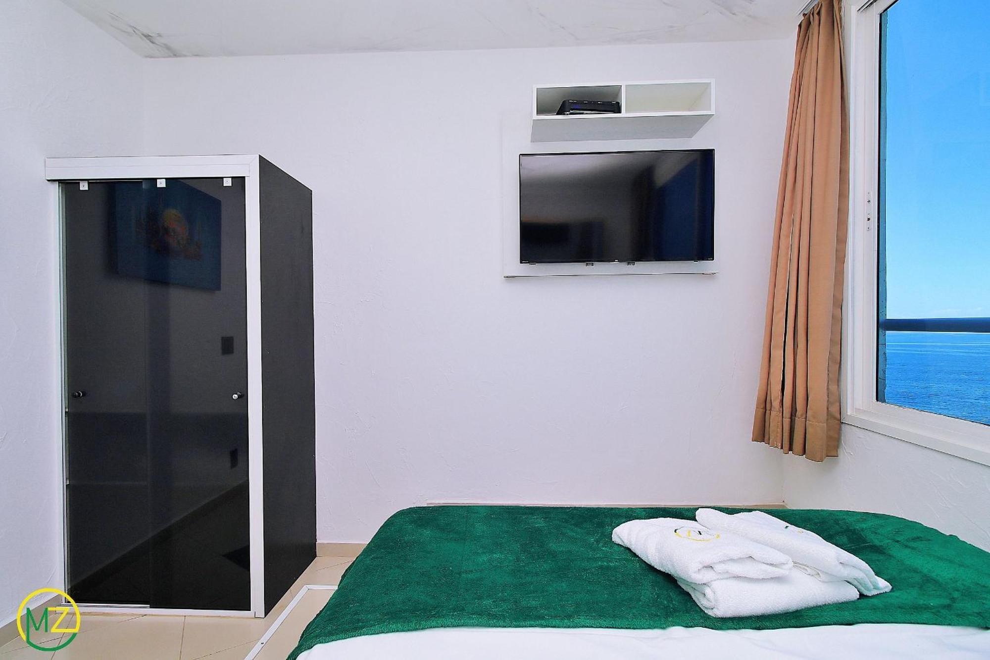Apartemen Oceanfront Penthouse With Private Pool Copacabana